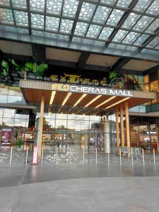 2Br 8Pax Swingduplexekocherasmall—Infinitypool Mrt Kuala Lumpur Exterior foto